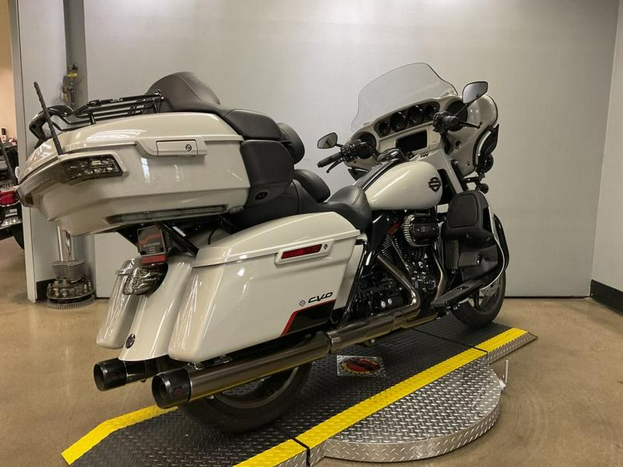 2020 Harley-Davidson® FLHTKSE - CVO™ Limited