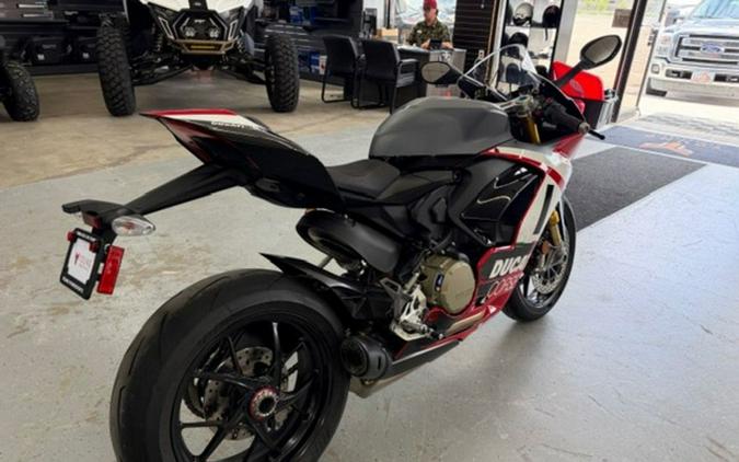 2025 Ducati Panigale V2 Superquadro Final Edition