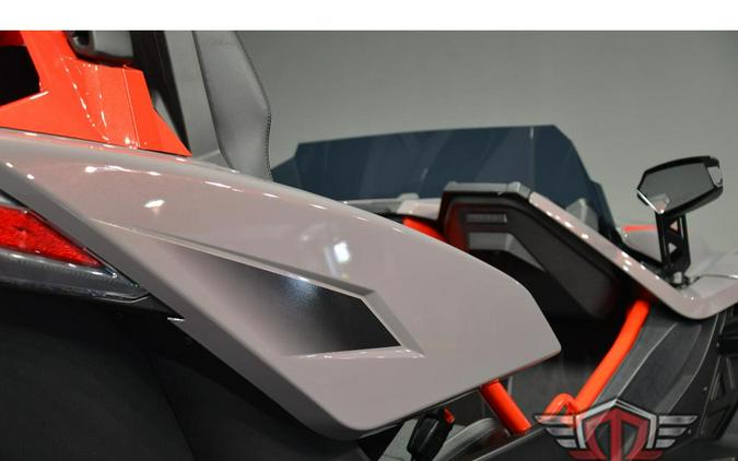 2026 Slingshot R Manual Radiant Gray with Indy Red Pearl