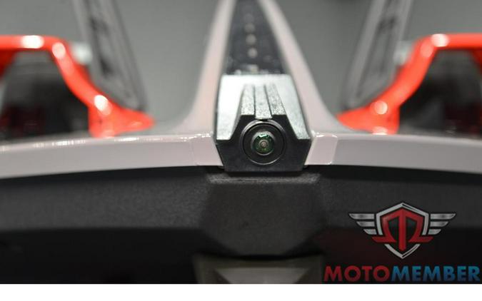 2026 Slingshot R Manual Radiant Gray with Indy Red Pearl