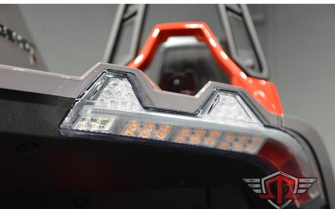 2026 Slingshot R Manual Radiant Gray with Indy Red Pearl