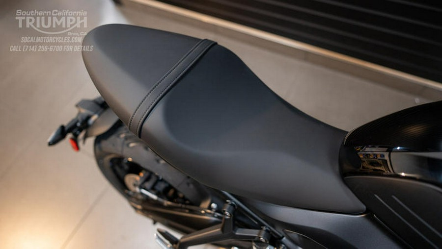 2025 Triumph Trident 660 Jet Black