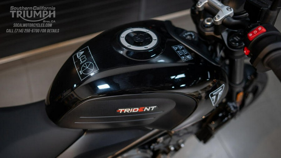 2025 Triumph Trident 660 Jet Black