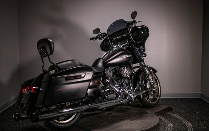 2014 Street Glide® Special (FLHXS)