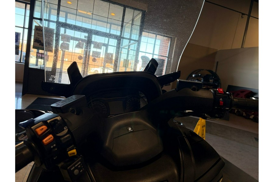 2016 BURGMAN 650 ABS EXECUTIVE - Suzuki