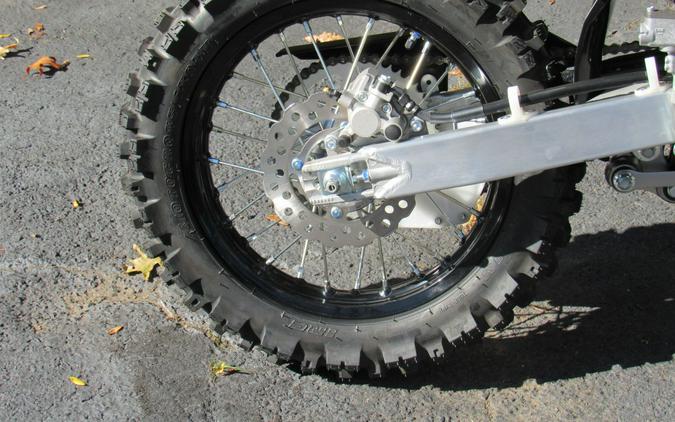 2026 Kawasaki KLX 140R