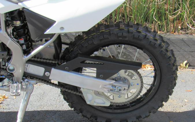 2026 Kawasaki KLX 140R