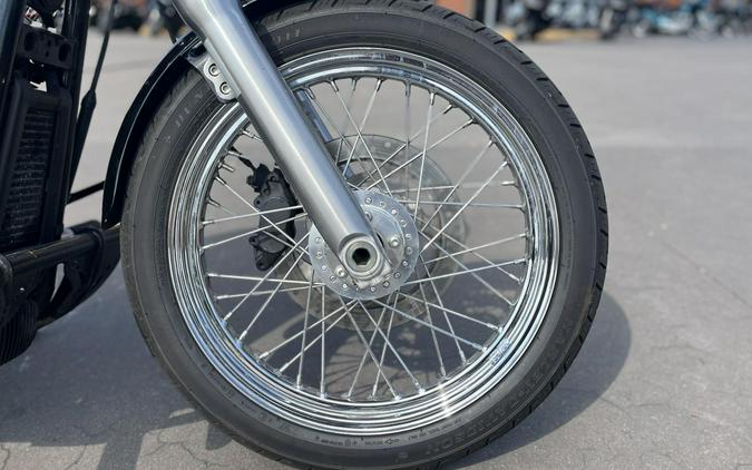 2020 Harley-Davidson® Softail Standard® FXST Vivid Black 062868