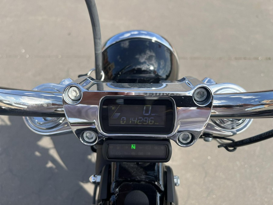 2020 Harley-Davidson® Softail Standard® FXST Vivid Black 062868