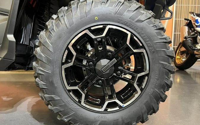 2027 Can-Am Outlander MAX XT 1000R 7.6 in.