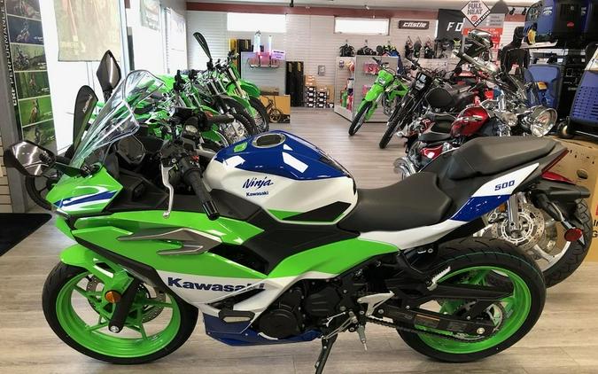 2024 Kawasaki Ninja 500 Review [14 Fast Facts]