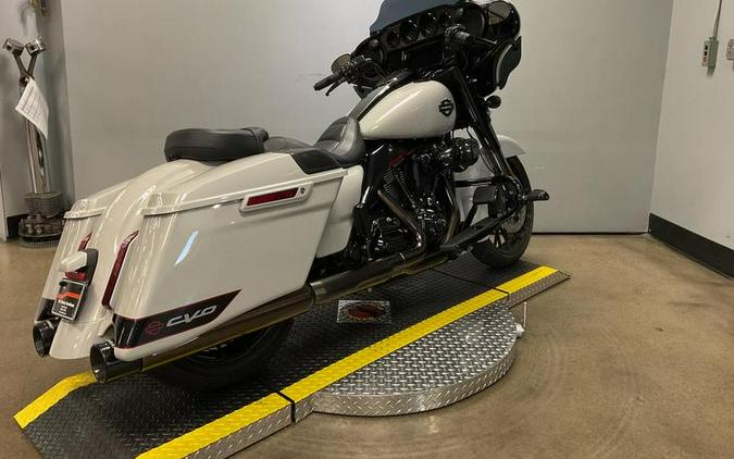 2020 Harley-Davidson® FLHXSE - CVO™ Street Glide®