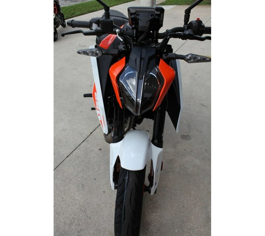 2024 KTM 250 Duke