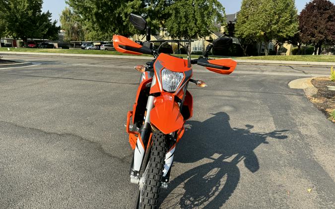 2022 KTM 690 ENDURO R