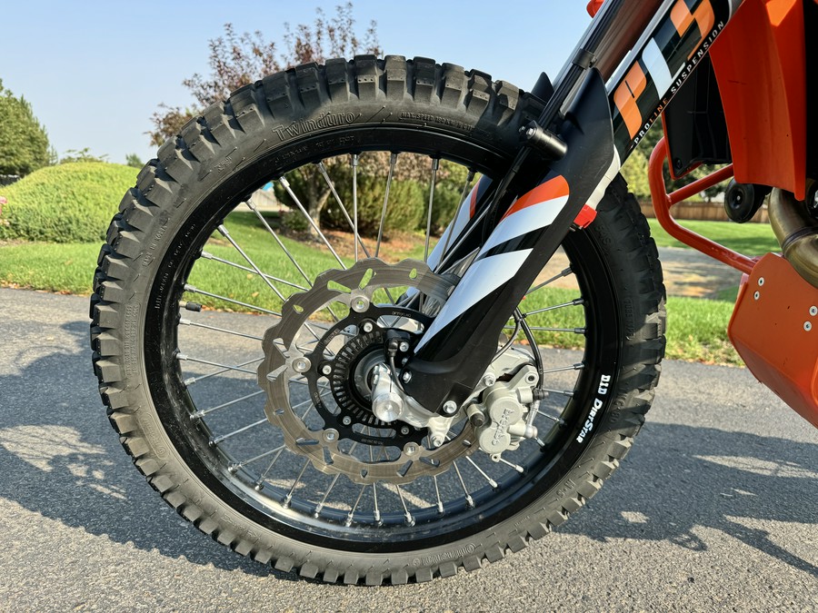 2022 KTM 690 ENDURO R