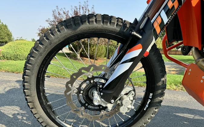 2022 KTM 690 ENDURO R