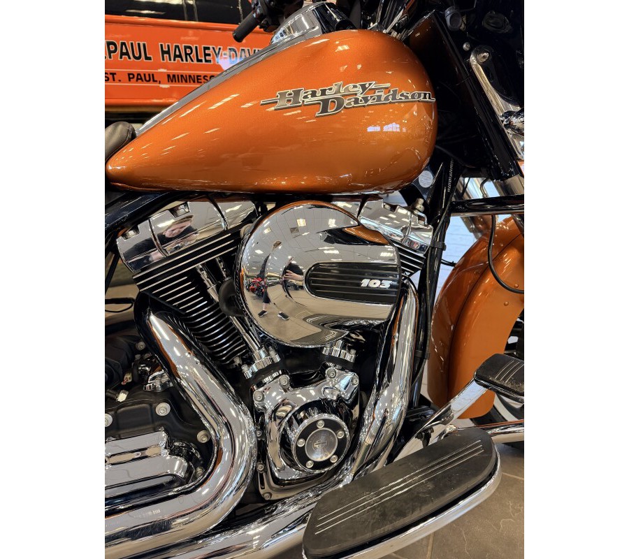 2015 Harley-Davidson Street Glide Special FLHXS