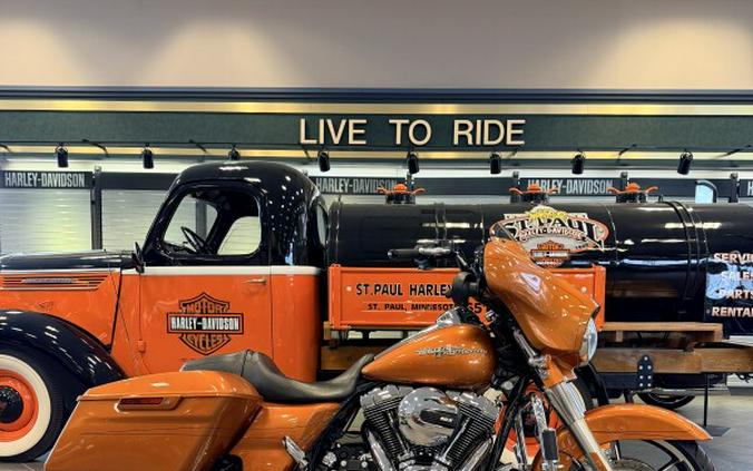 2015 Harley-Davidson Street Glide Special FLHXS