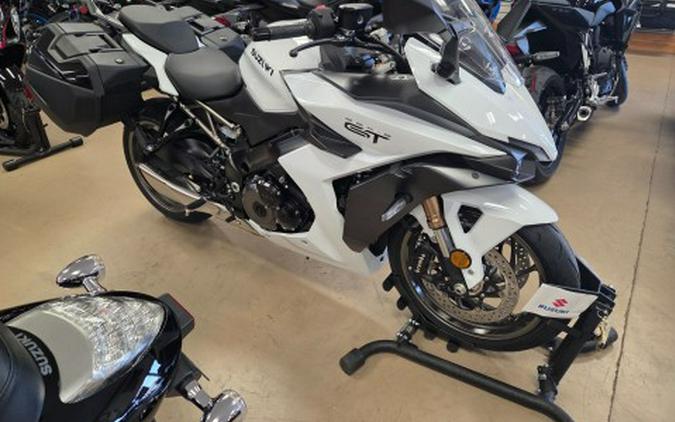 2026 Suzuki GSX-S1000GT+