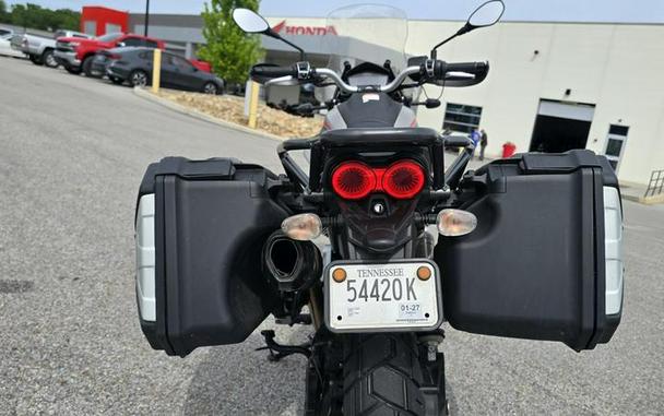 2023 Moto Guzzi V85 TT