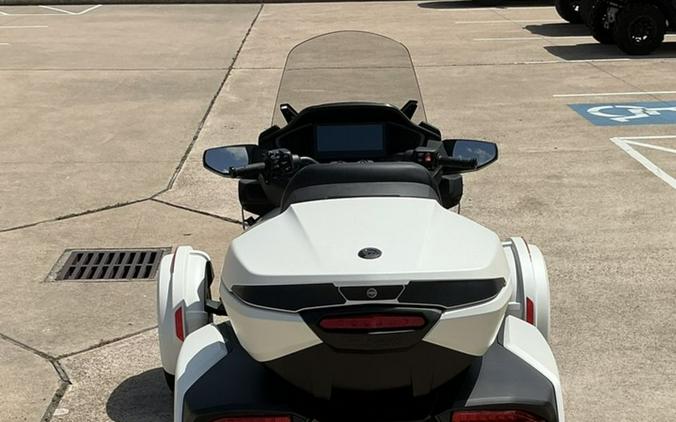 2026 Can-Am® Spyder RT Sea-to-Sky
