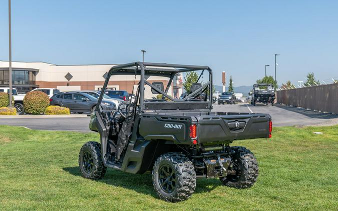 2025 Can-Am™ Defender DPS HD7