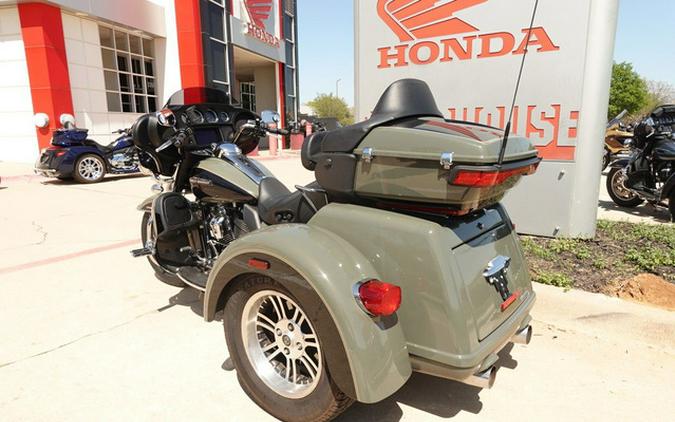 2021 Harley-Davidson Trike FLHTCUTG - Tri Glide Ultra