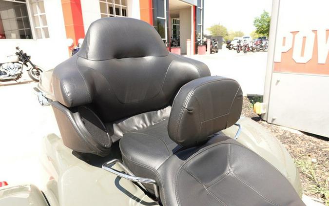 2021 Harley-Davidson Trike FLHTCUTG - Tri Glide Ultra