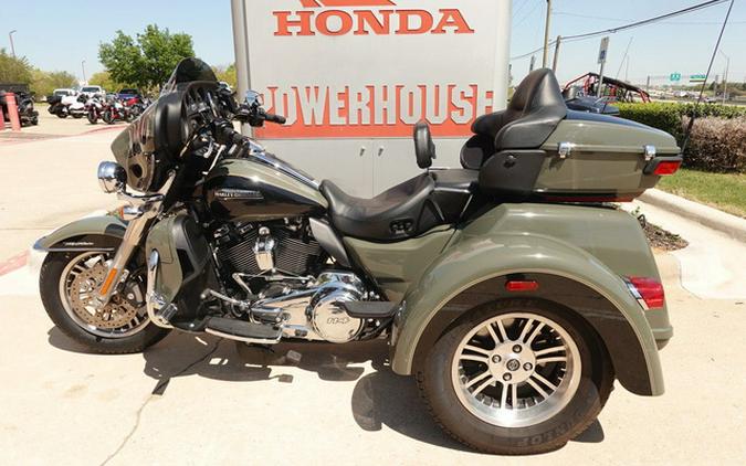 2021 Harley-Davidson Trike FLHTCUTG - Tri Glide Ultra