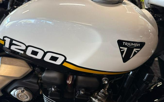 2025 Triumph Speed Twin 1200