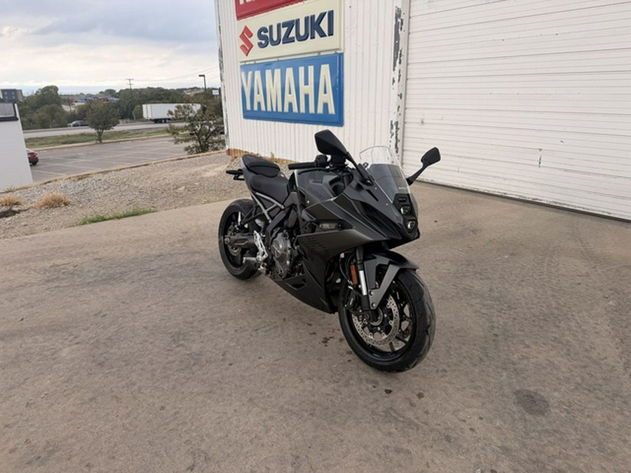 2025 Suzuki GSX 8R