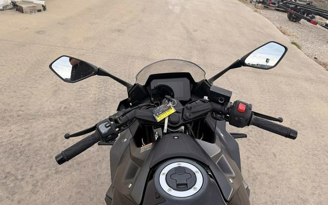 2025 Suzuki GSX 8R