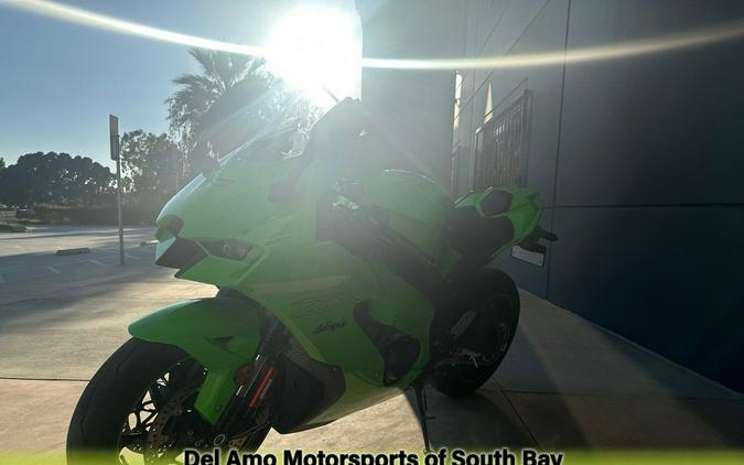 2024 Kawasaki NINJA ZX-10RR