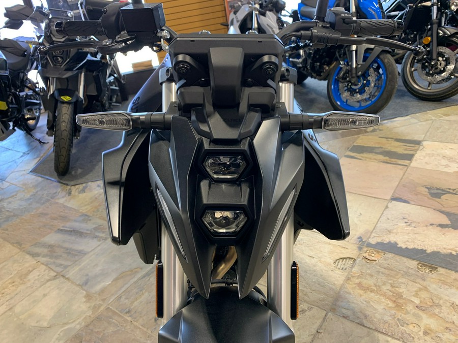 2024 Suzuki GSX 8S