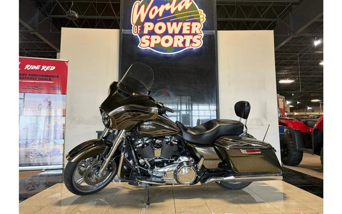 2017 Harley-Davidson® STREET GLIDE SPECIAL