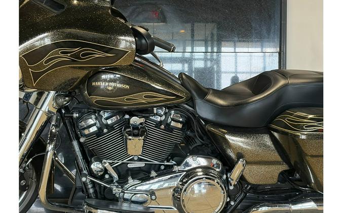 2017 Harley-Davidson® STREET GLIDE SPECIAL