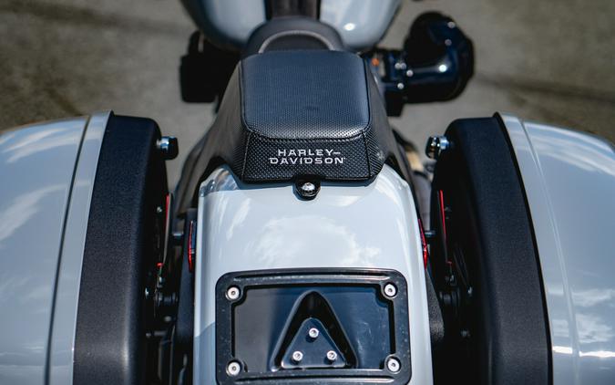 FXLRST 2024 Low Rider™ ST