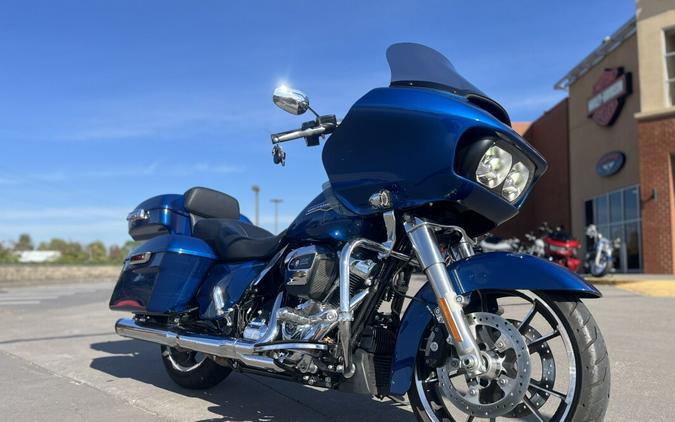 2022 Harley-Davidson® Road Glide® FLTRX Reef Blue 634020