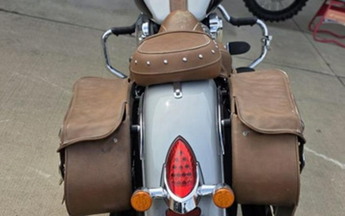2016 Indian Chief Vintage Star Silver And Thunder Black