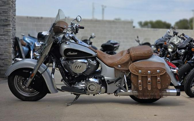 2016 Indian Chief Vintage Star Silver And Thunder Black