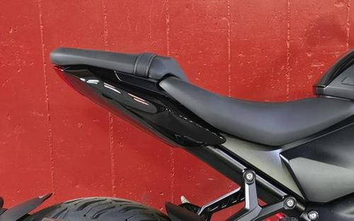 2027 Triumph Trident 800 Jet Black