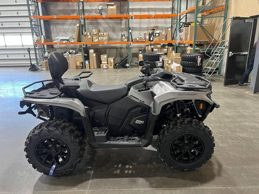 2026 Can-Am Outlander MAX XT 700
