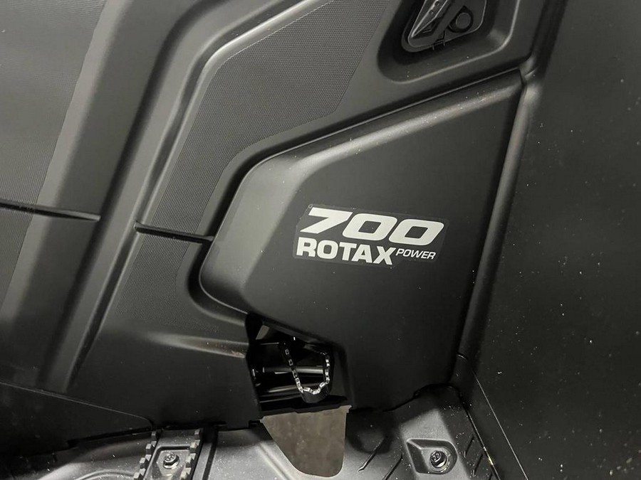 2026 Can-Am Outlander MAX XT 700