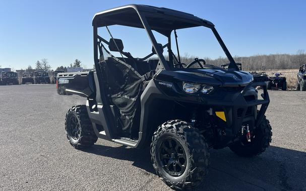 2024 Can-Am™ Defender XT HD9