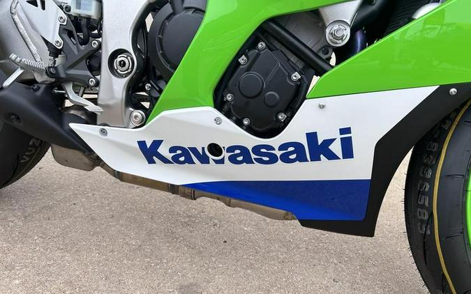 2024 Kawasaki Ninja® ZX™-10R 40th Anniversary Edition ABS