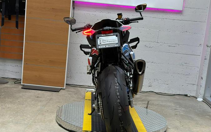 2026 BMW M 1000 R