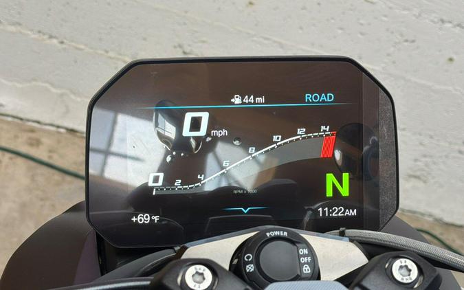 2026 BMW M 1000 R
