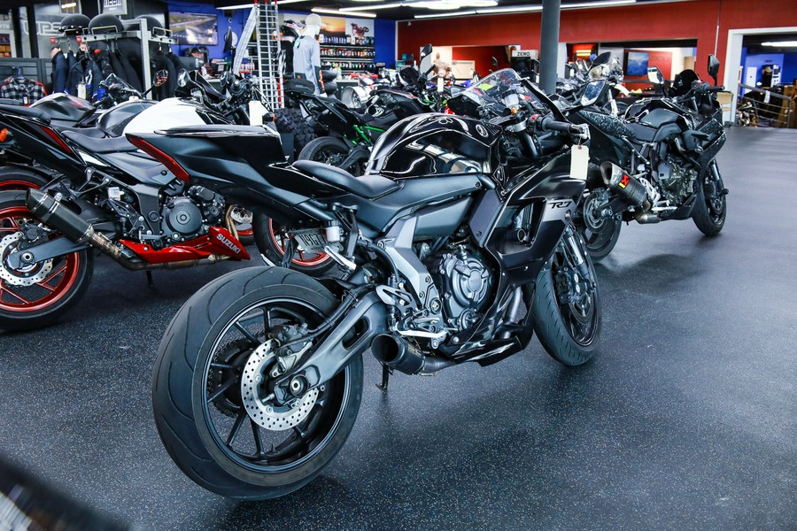 2025 YZF-R7 - Yamaha