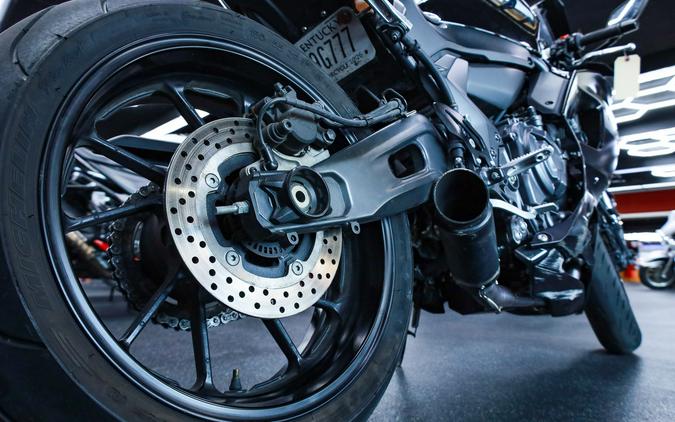 2025 YZF-R7 - Yamaha
