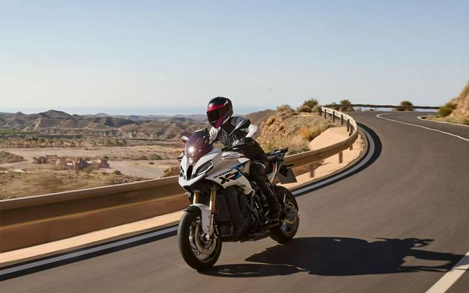 2025 BMW S 1000 XR